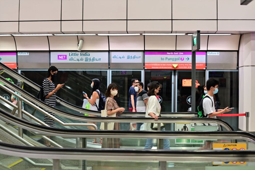 Singapore MRT network map showing all six lines and interchange stations in 2026